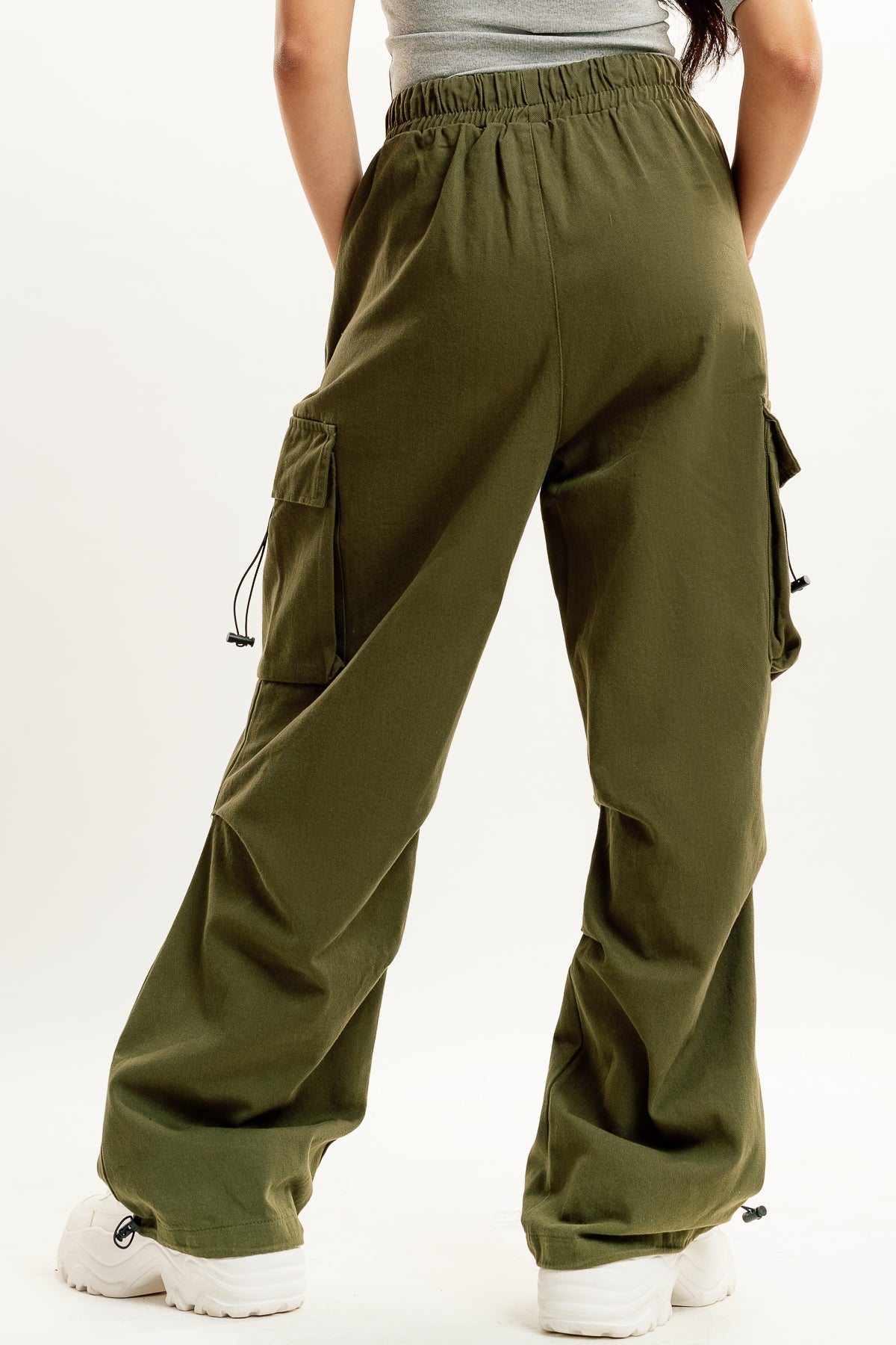 Army Green Cargo Pants for Women Baggy High Waisted Travel Tactical  Streetwear Casual Outdoor Relaxed Fit Jogger Pants : Sports & Outdoors -  Amazon.com